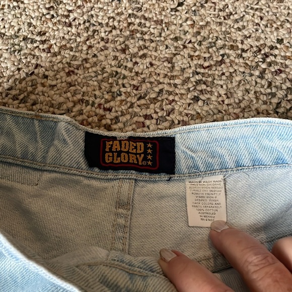 Faded Glory Light Wash Indigo Denim Shorts. High Waisted. Y2K - Picture 3 of 7